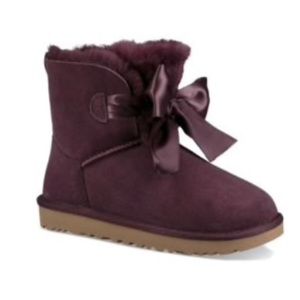 NIB Gita Bow Mini Ugg